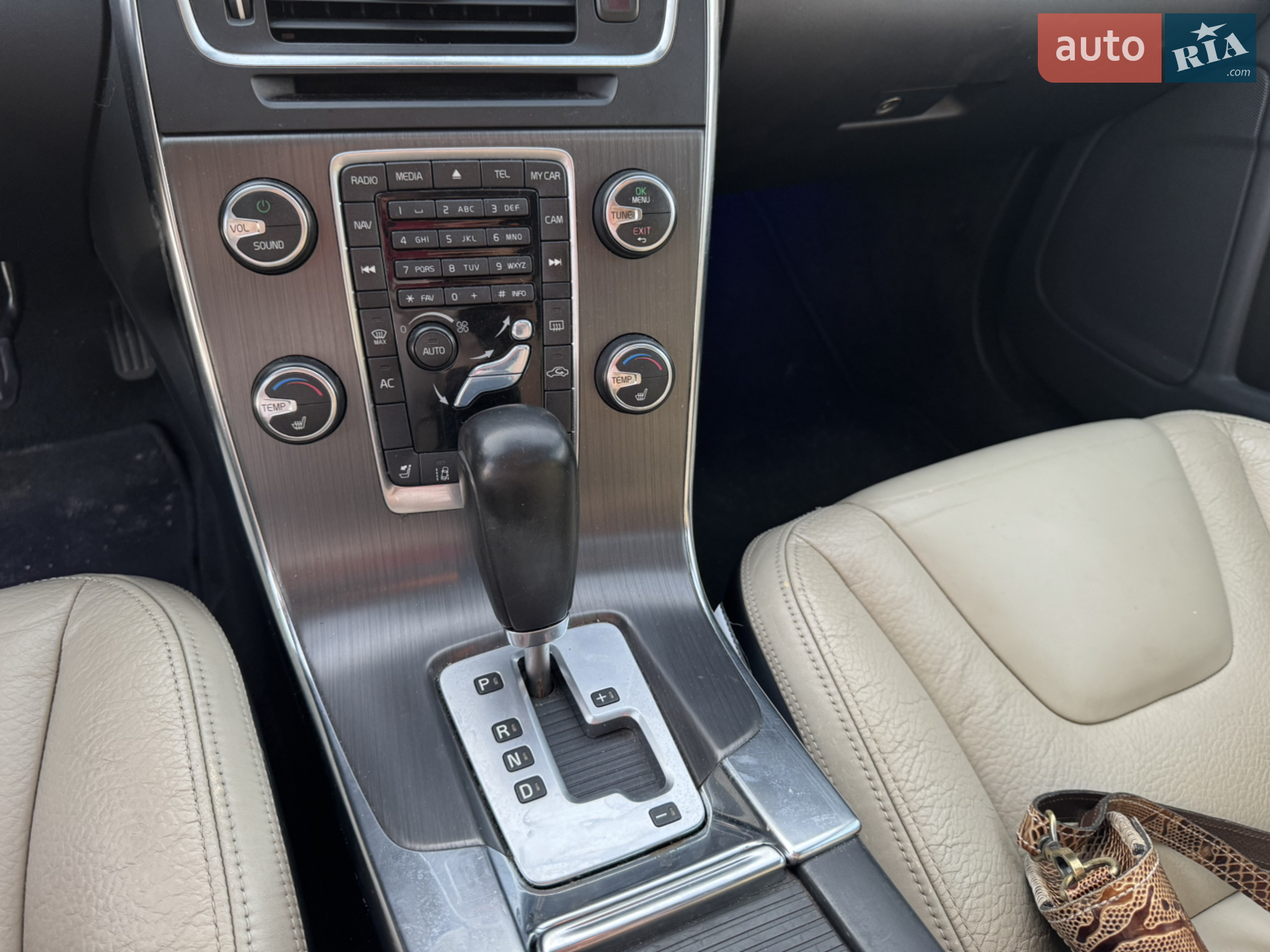 2010 Volvo S60 - мініатюра 18