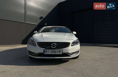 Седан Volvo S60 2014 в 