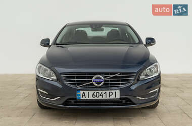 Седан Volvo S60 2016 в 
