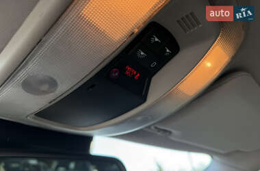 Седан Volvo S60 2012 в 