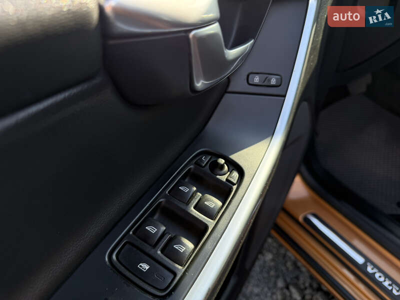 Седан Volvo S60 2012 в Хмельницком фото 42 Седан Volvo S60 2012 в Хмельницком