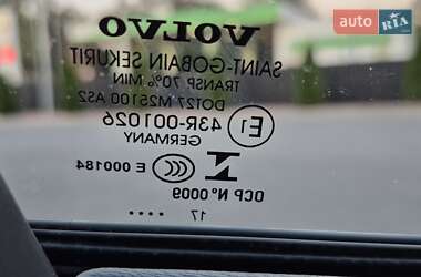 Седан Volvo S60 2017 в 