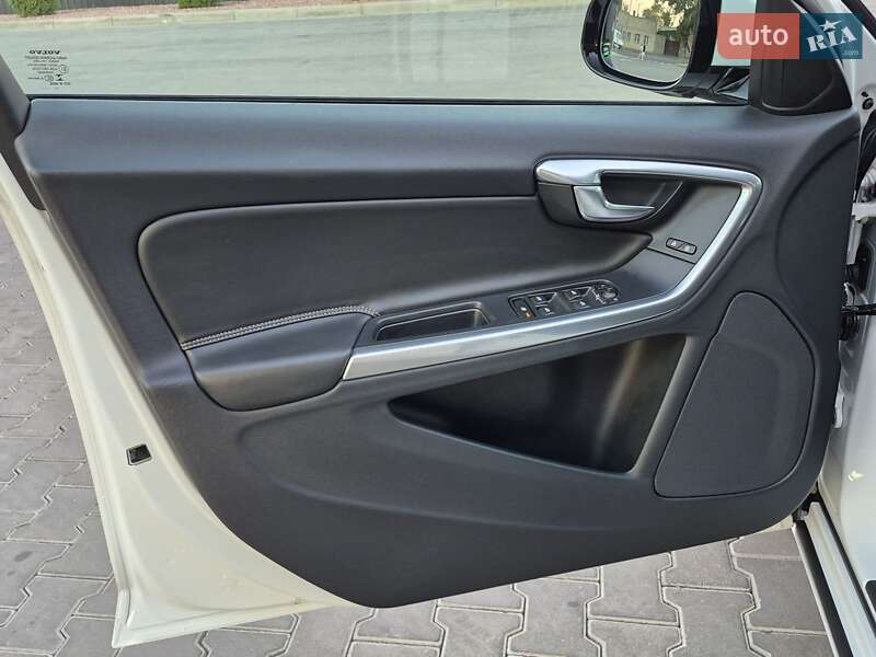 Седан Volvo S60 2017 в Одессе фото 18 Седан Volvo S60 2017 в Одессе