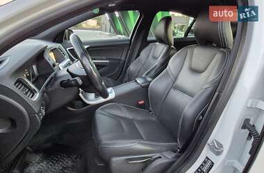Седан Volvo S60 2017 в 