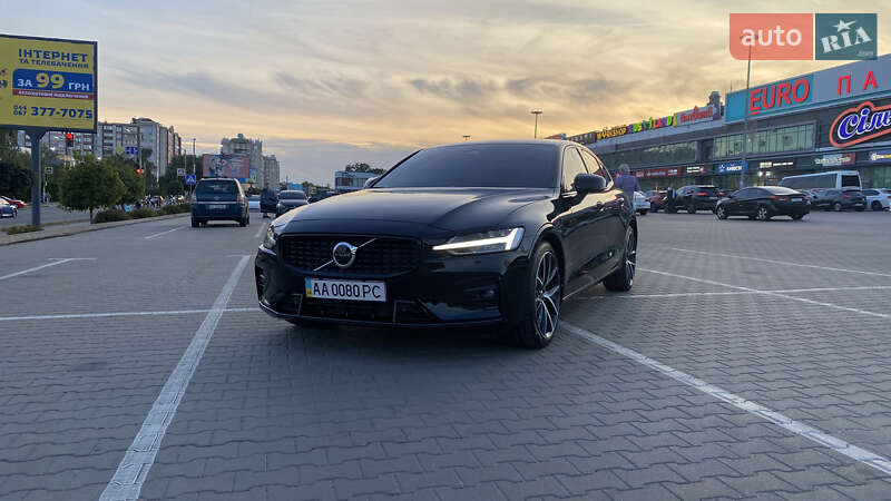 Volvo S60 2024