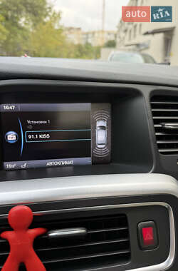 Седан Volvo S60 2013 в 