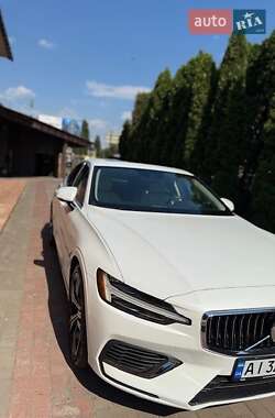 Седан Volvo S60 2020 в 