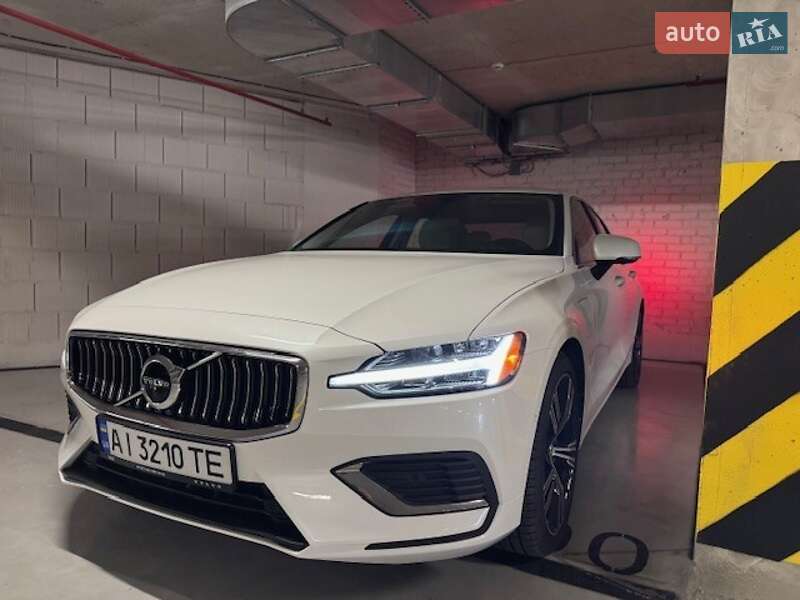 Седан Volvo S60 2020 в Києві фото 36 Седан Volvo S60 2020 в Києві