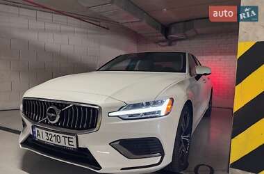 Седан Volvo S60 2020 в 