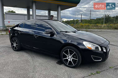 Седан Volvo S60 2012 в Ивано-Франковске