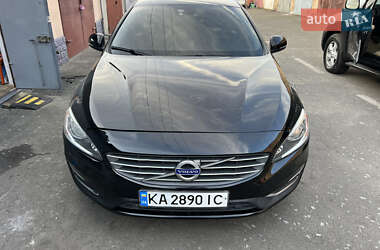 Седан Volvo S60 2016 в Києві