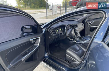 Седан Volvo S60 2011 в 