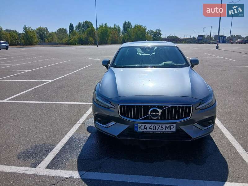 Седан Volvo S60 2018 в Києві