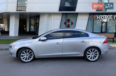 Седан Volvo S60 2016 в 