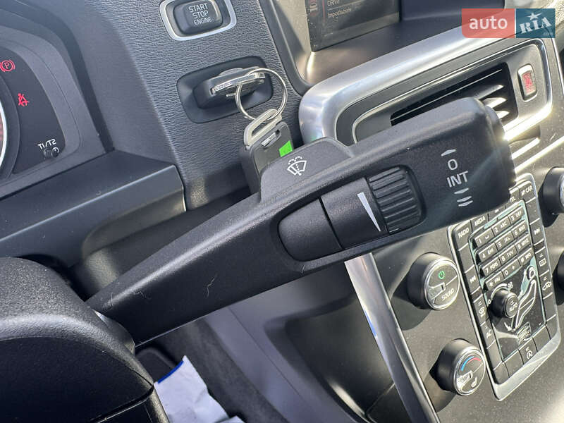 Седан Volvo S60 2012 в Киеве