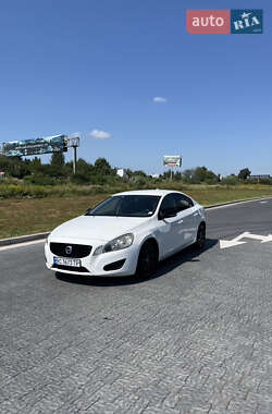 Седан Volvo S60 2011 в Львове