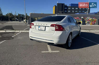Седан Volvo S60 2016 в 