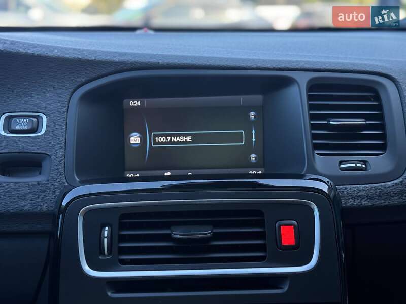 Седан Volvo S60 2013 в Ровно