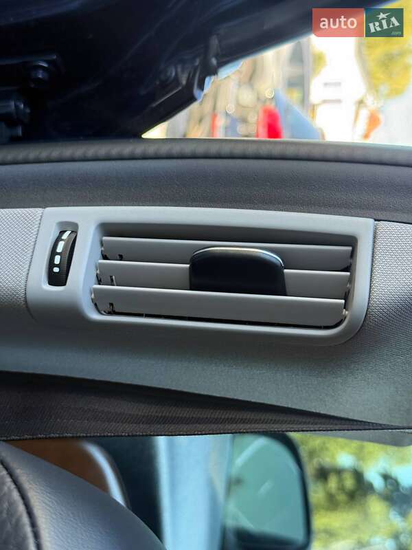 Седан Volvo S60 2013 в Ровно