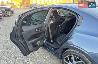 Седан Volvo S60 2020 в 
