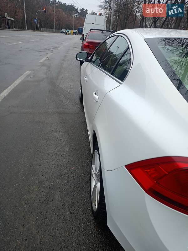 Седан Volvo S60 2014 в Києві