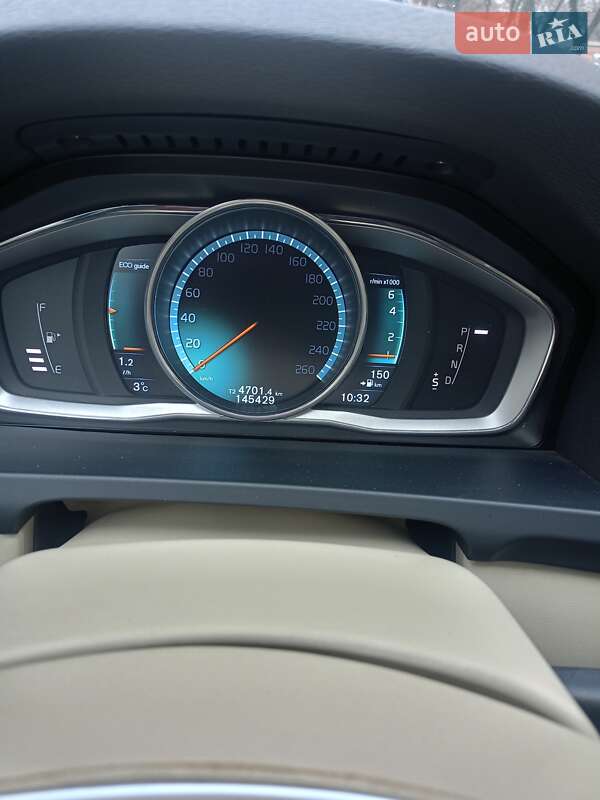 Седан Volvo S60 2014 в Києві