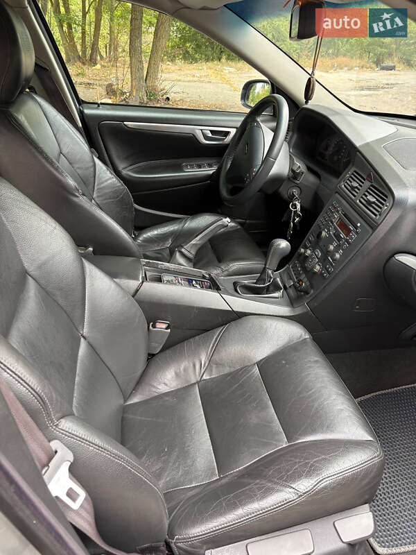 Седан Volvo S60 2002 в Лубнах