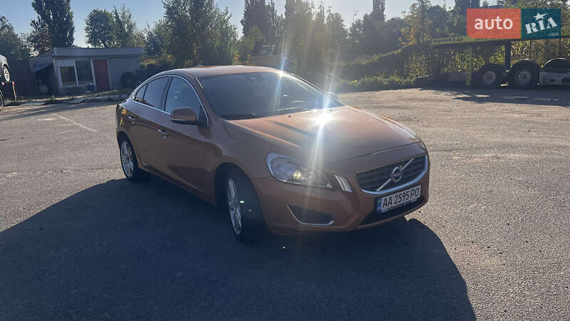 Volvo S60 2011
