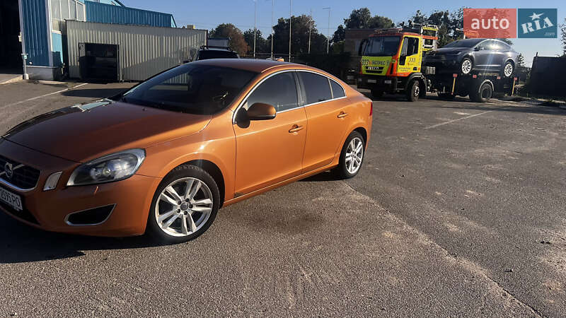 Седан Volvo S60 2011 в Киеве