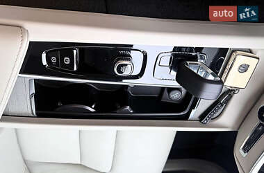 Седан Volvo S60 2024 в 