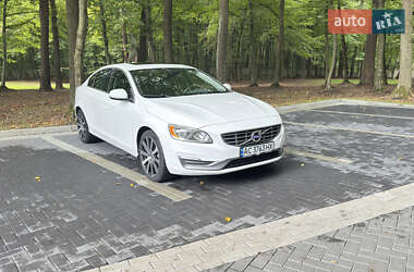 Седан Volvo S60 2017 в 