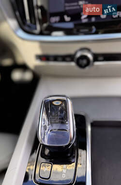 Седан Volvo S60 2021 в 