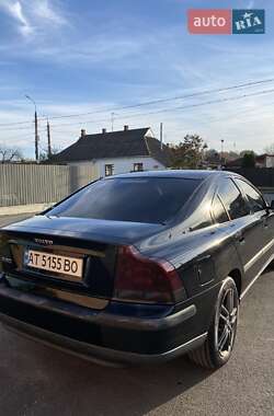 Седан Volvo S60 2004 в 