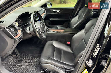 Седан Volvo S60 2021 в 