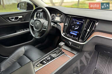 Седан Volvo S60 2021 в 