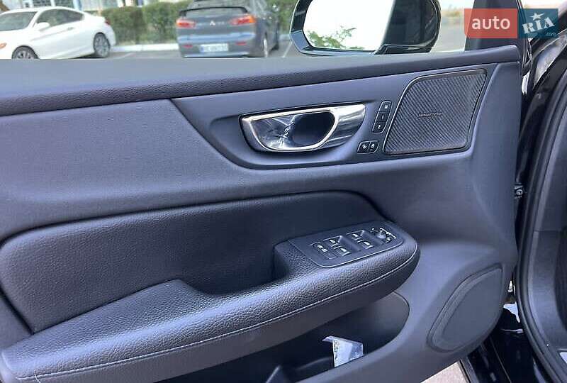 Седан Volvo S60 2019 в Києві