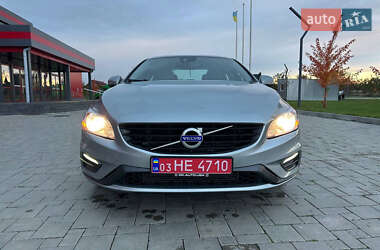 Седан Volvo S60 2017 в 