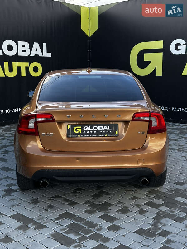 Седан Volvo S60 2013 в Львові фото 22 Седан Volvo S60 2013 в Львові