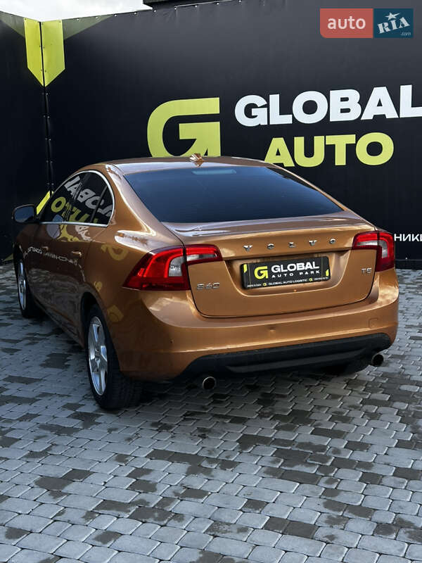 Седан Volvo S60 2013 в Львові фото 23 Седан Volvo S60 2013 в Львові