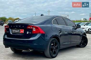 Седан Volvo S60 2012 в 