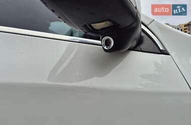 Седан Volvo S60 2012 в 