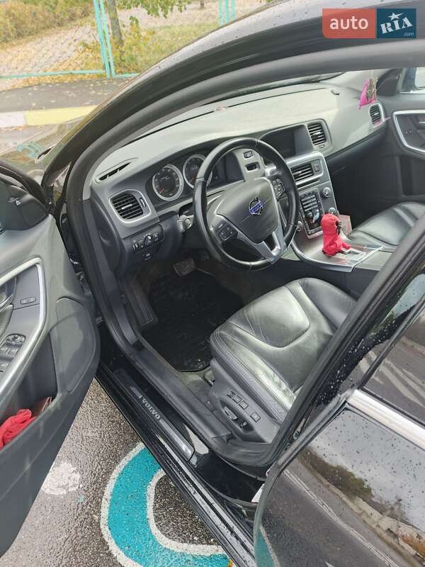Седан Volvo S60 2011 в Києві