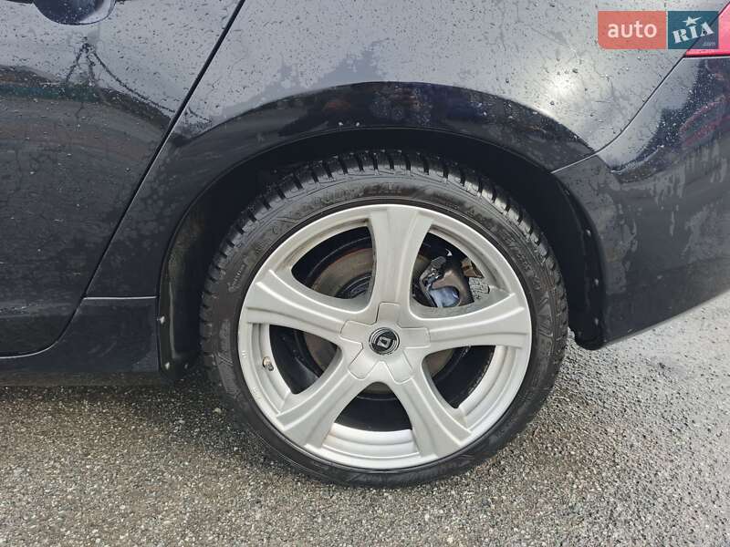 Седан Volvo S60 2011 в Києві