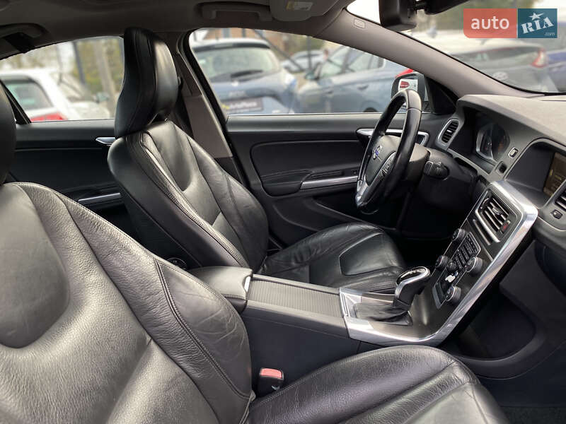 Седан Volvo S60 2013 в Луцке фото 41 Седан Volvo S60 2013 в Луцке