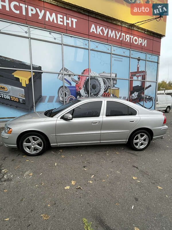 Седан Volvo S60 2006 в Киеве фото 3 Седан Volvo S60 2006 в Киеве