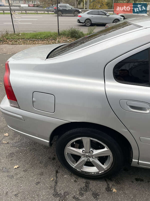 Седан Volvo S60 2006 в Киеве фото 22 Седан Volvo S60 2006 в Киеве