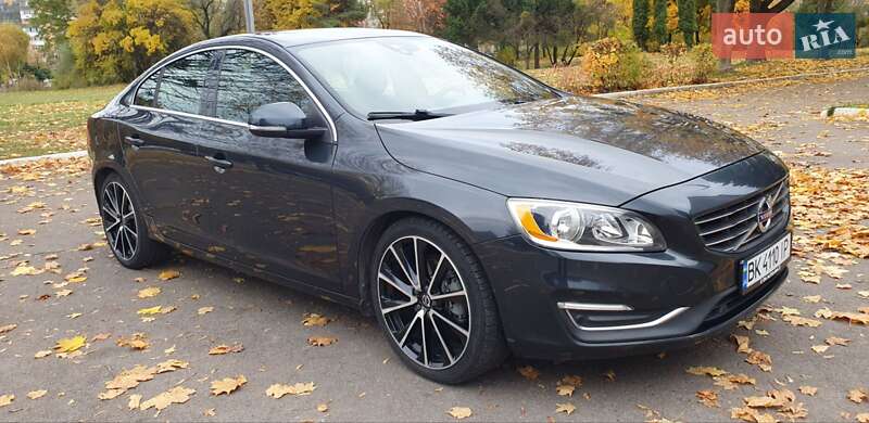 Седан Volvo S60 2015 в Ровно фото 3 Седан Volvo S60 2015 в Ровно