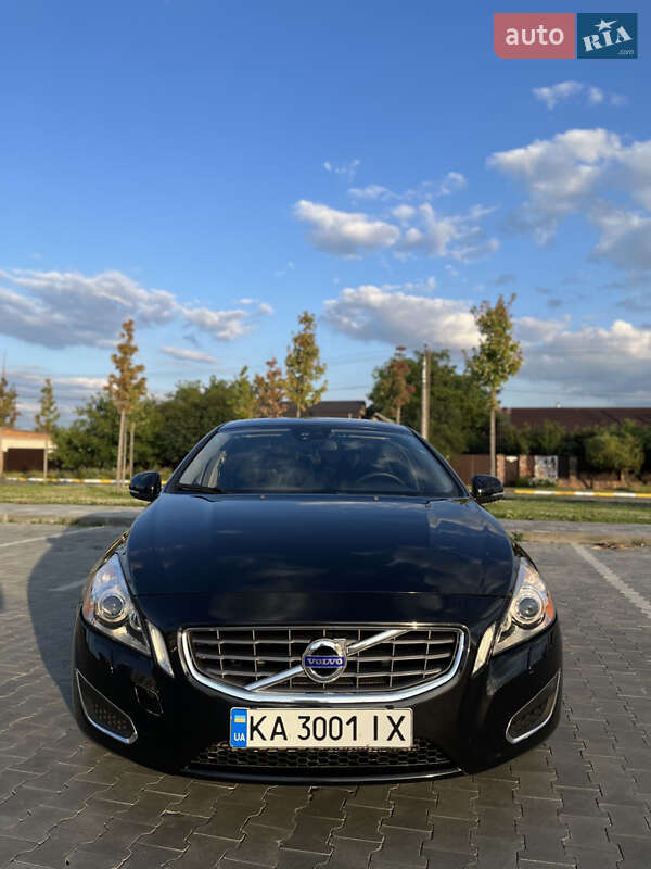 Седан Volvo S60 2012 в Киеве фото 2 Седан Volvo S60 2012 в Киеве