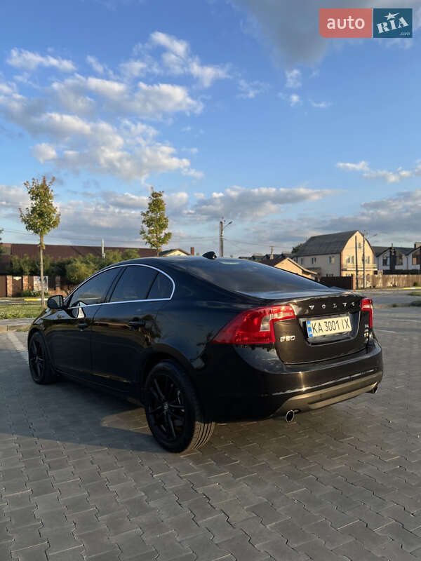 Седан Volvo S60 2012 в Киеве фото 6 Седан Volvo S60 2012 в Киеве