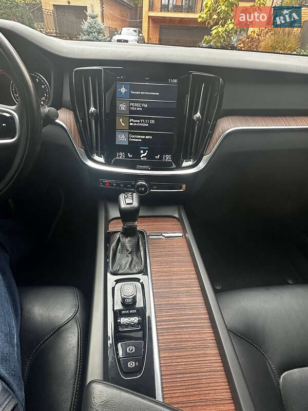 Седан Volvo S60 2019 в Києві фото 21 Седан Volvo S60 2019 в Києві